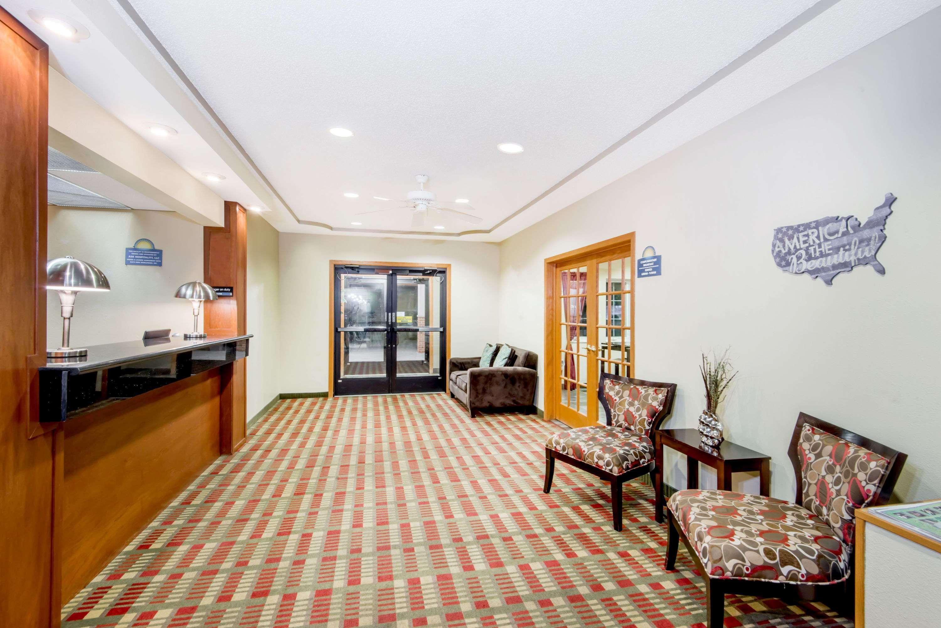 Days Inn By Wyndham Ottumwa Exterior foto